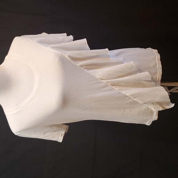 Splendid Swoopneck Ruffle Tee Size SM - Picture 1 of 5